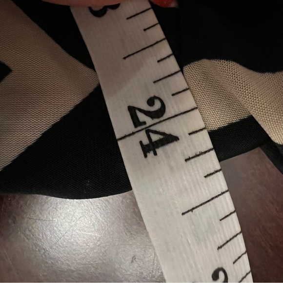 Tacera dress tan black chevron print black hem NWOT 2X long sleeve knee length - Picture 7 of 8